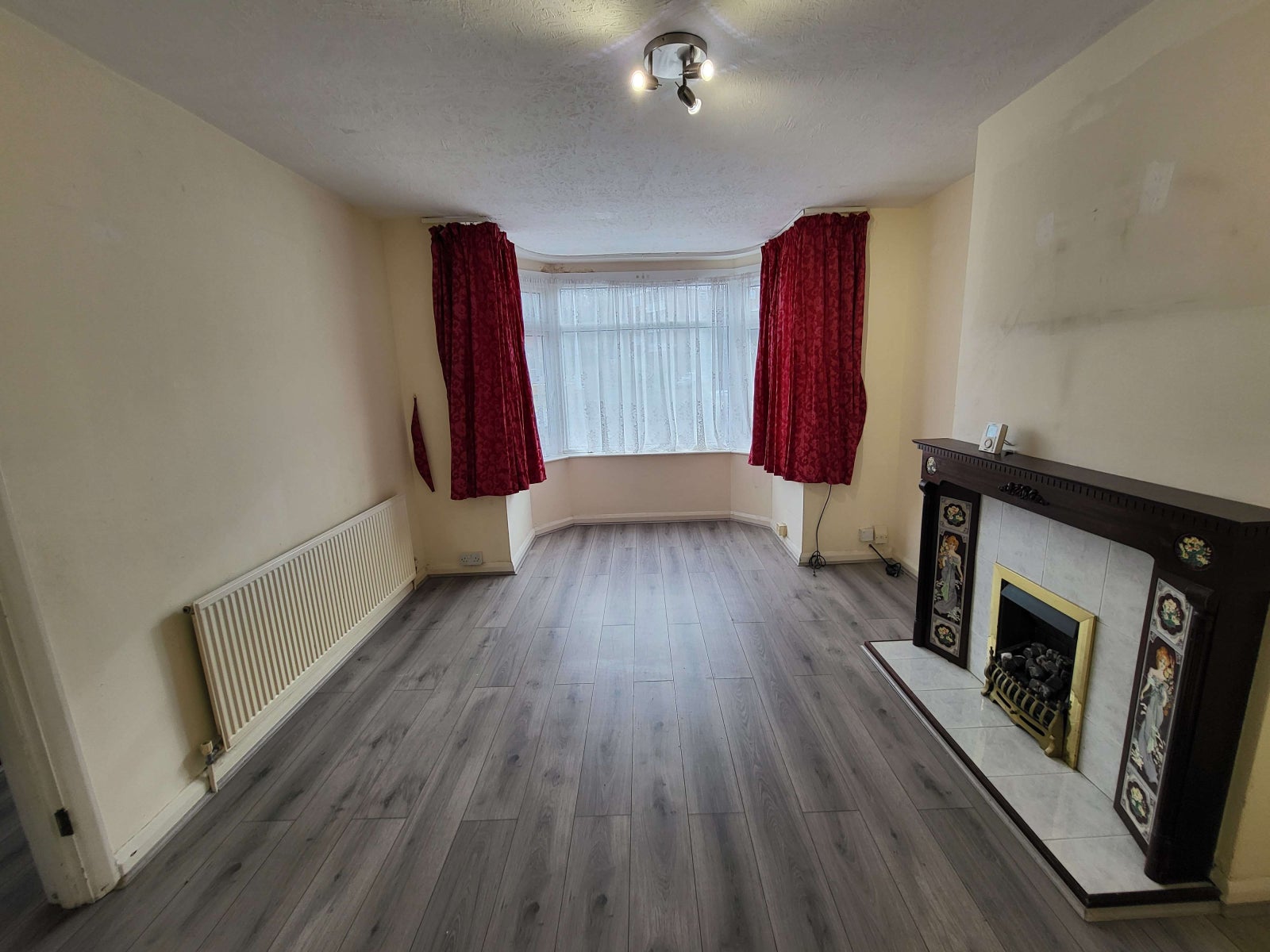 House Meyrick Avenue in Luton