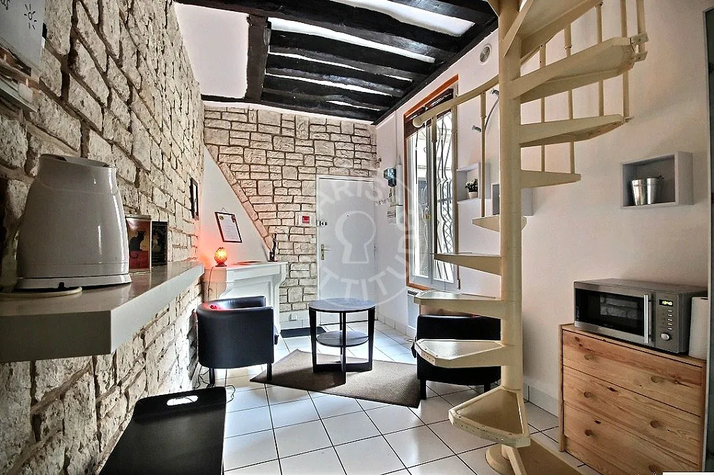 Appartement Rue de l'Échiquier à Paris
