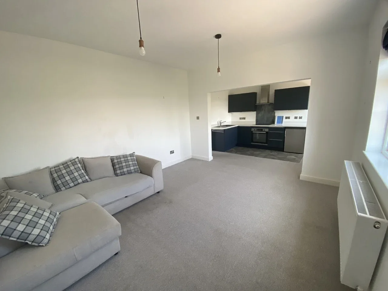 Flat Ashcroft Lane in Lichfield