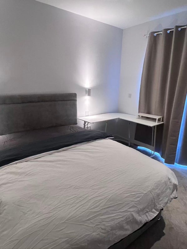 Room Champion Grove in Greater London