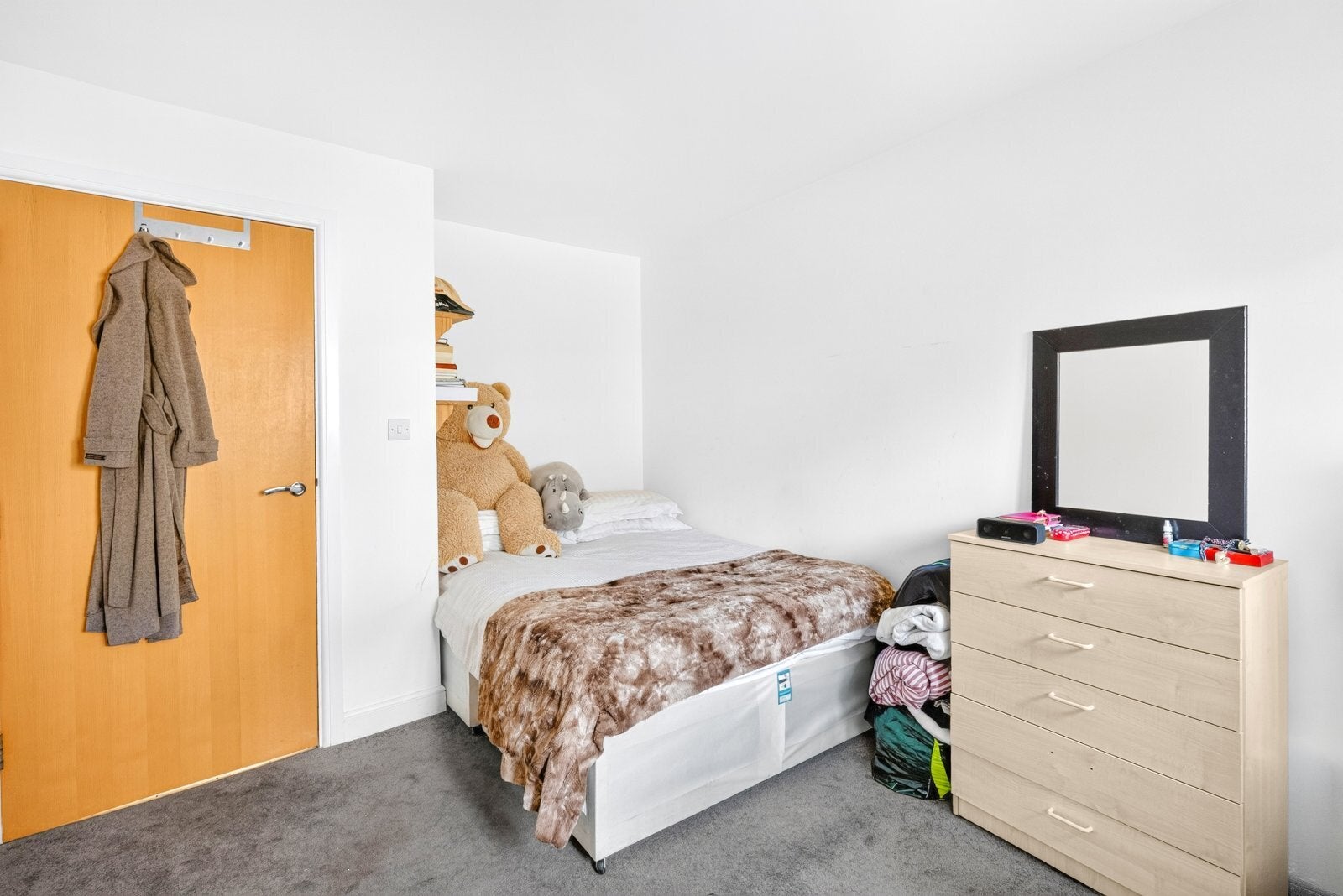 Flat James Voller Way in Greater London