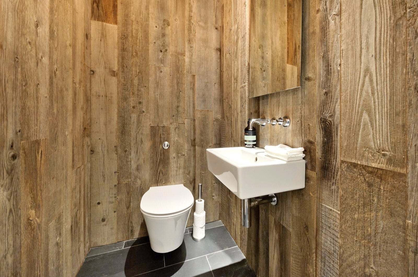 Flat Great Titchfield Street in City of Westminster