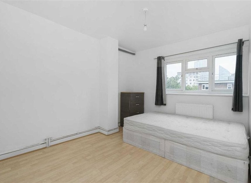 Flat New North Road in Greater London