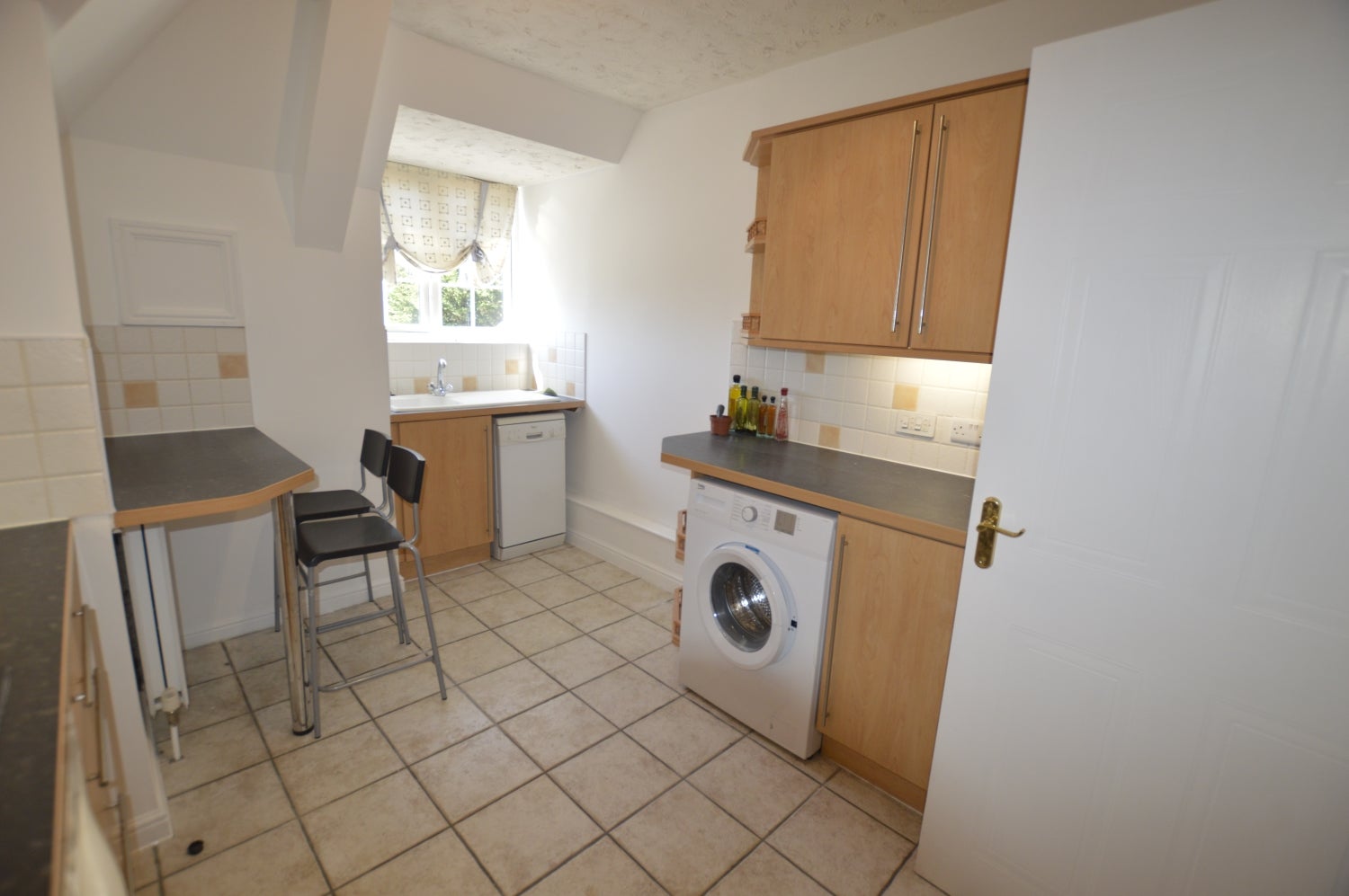 Flat Holdenhurst Road in Bournemouth