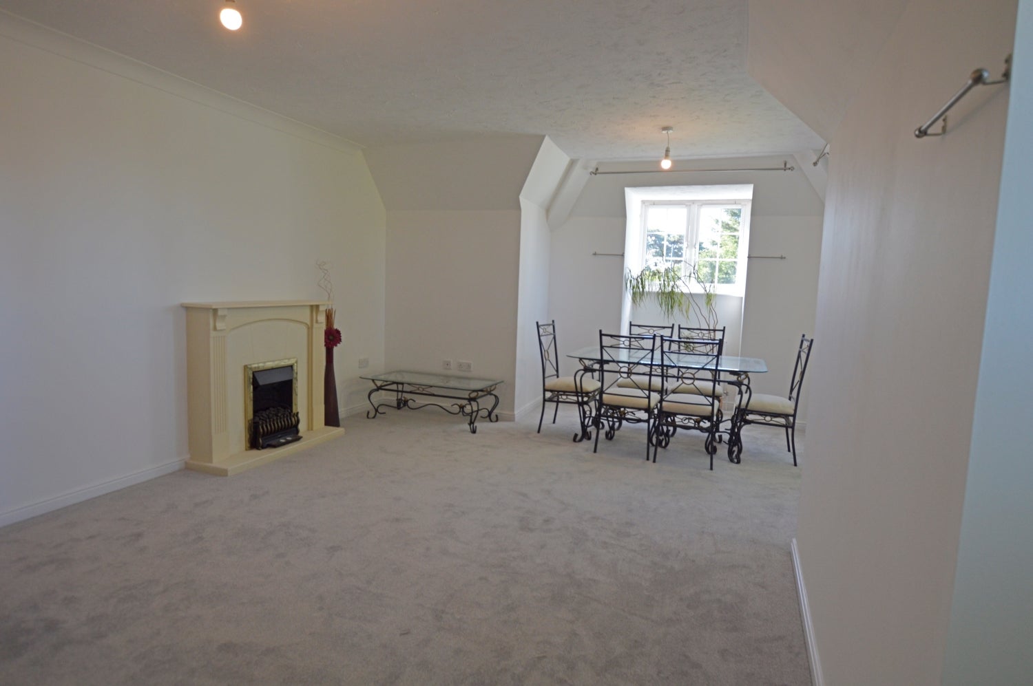 Flat Holdenhurst Road in Bournemouth