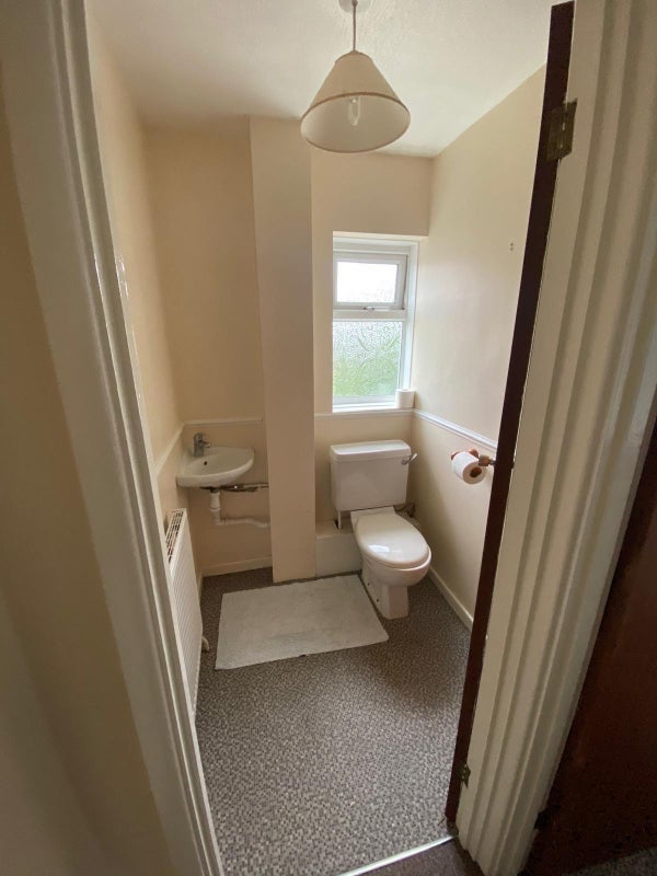 Room Shellard Road in Bristol