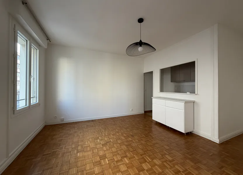 Flat Rue Paul Doumer in Le Havre
