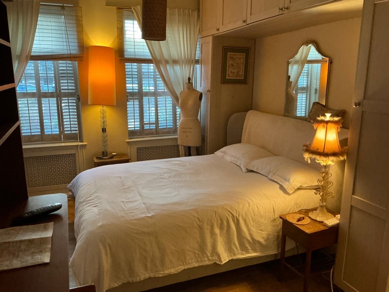Room Latimer Road in Greater London