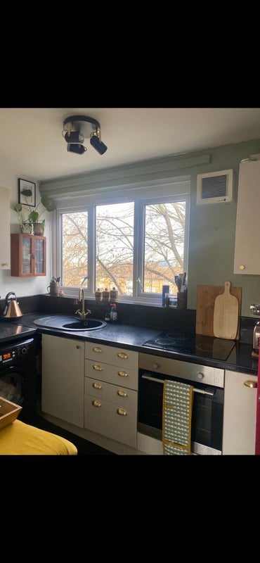 Flat Lamport Close in Greater London