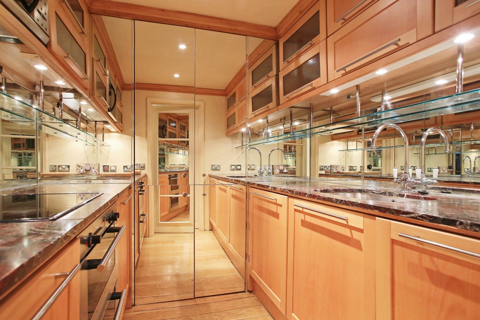 Flat Porchester Square in City of Westminster