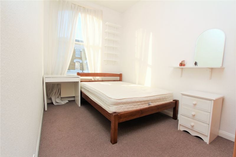 Flat Lancaster Road in Greater London