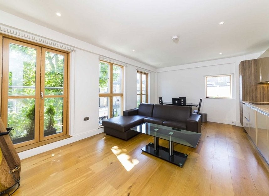 Flat Camden Square in Greater London