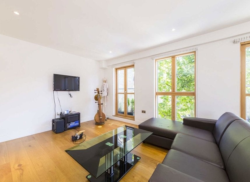 Flat Camden Square in Greater London
