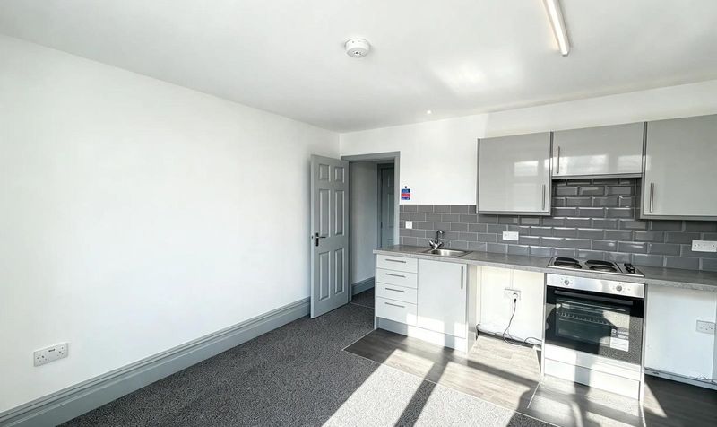 Flat Barnsley Road in Wakefield