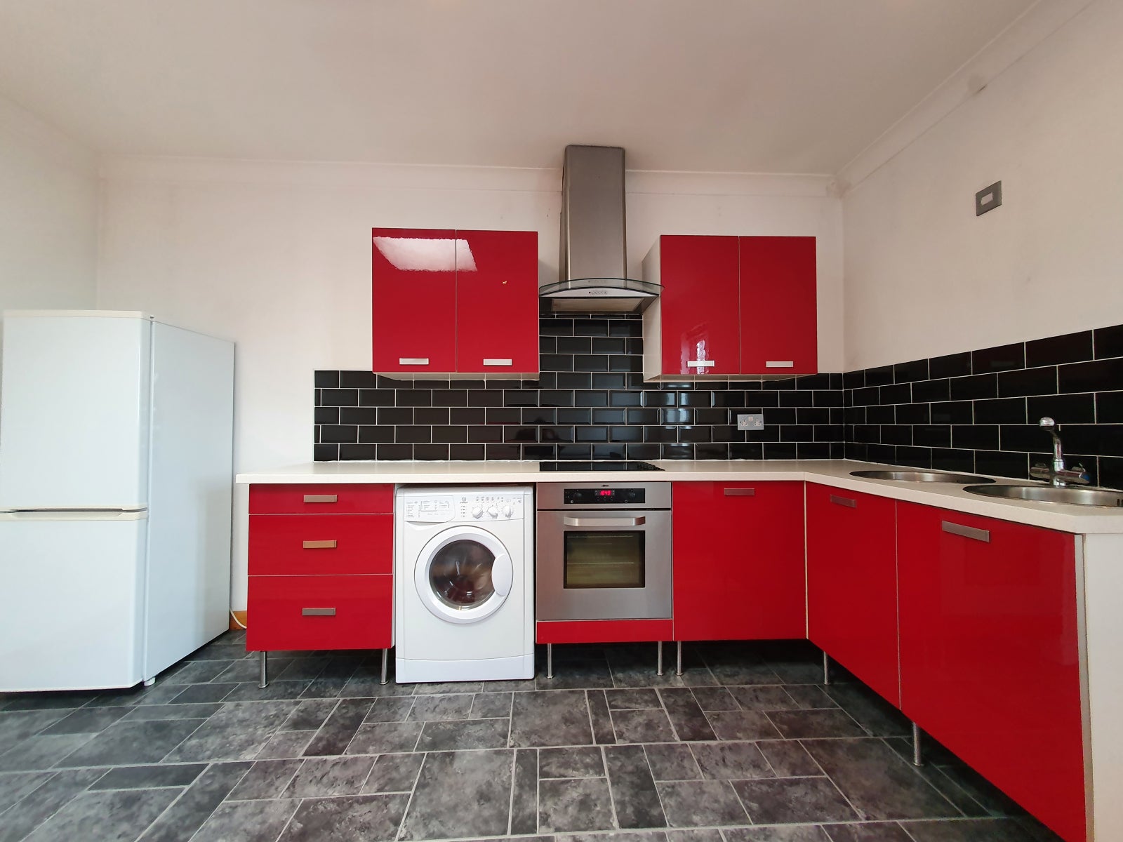 Flat Whitchurch Road in Cardiff County