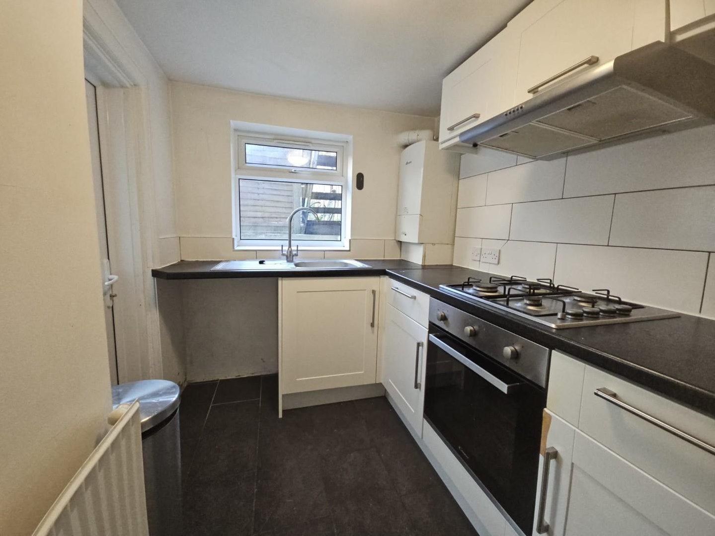 Flat Blackstock Road in Greater London