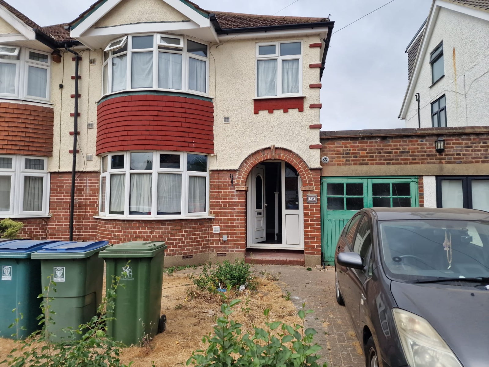 House Northfield Gardens in Watford