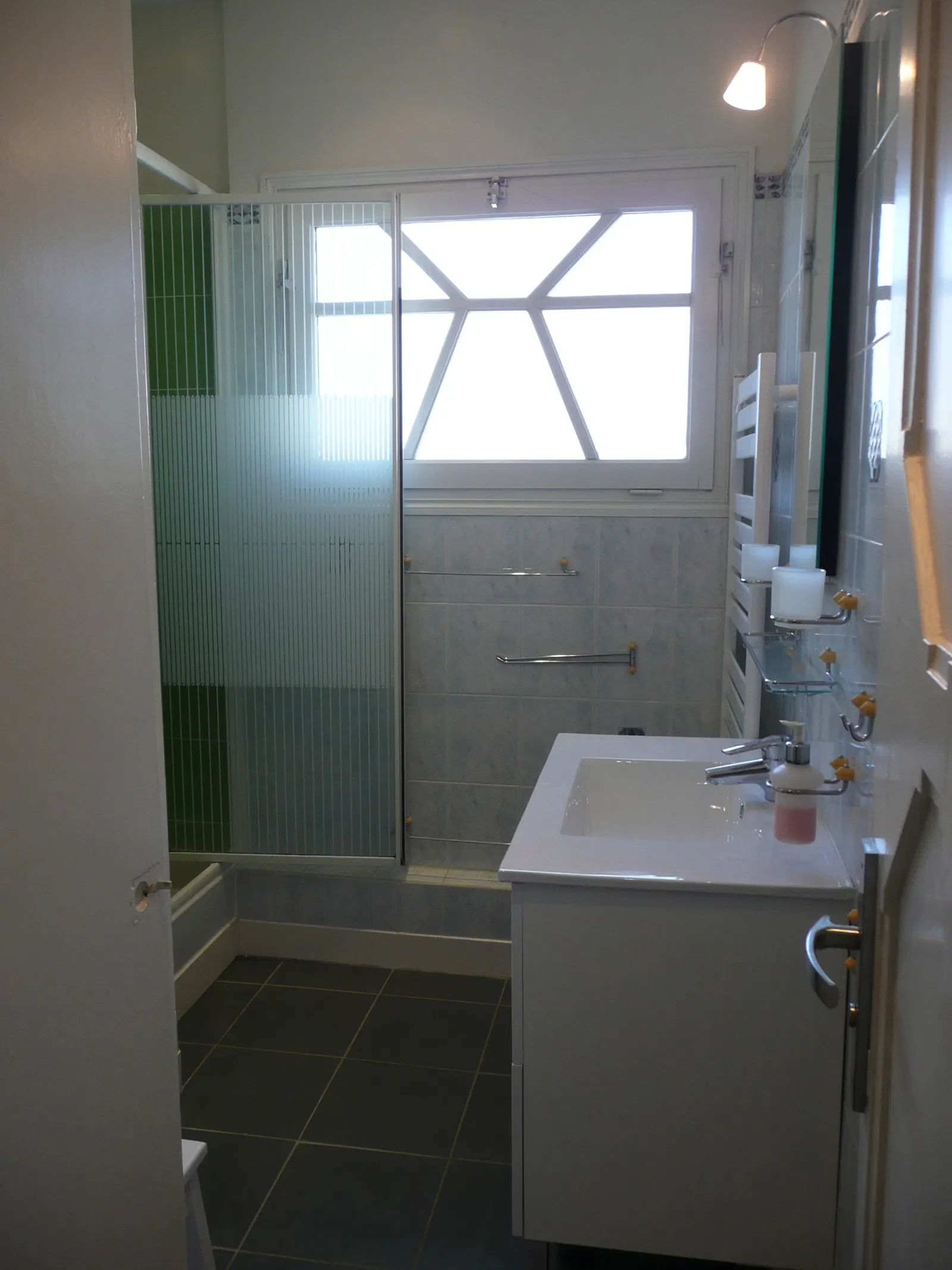 Room Rue Chanoine de Villeneuve in Châtellerault