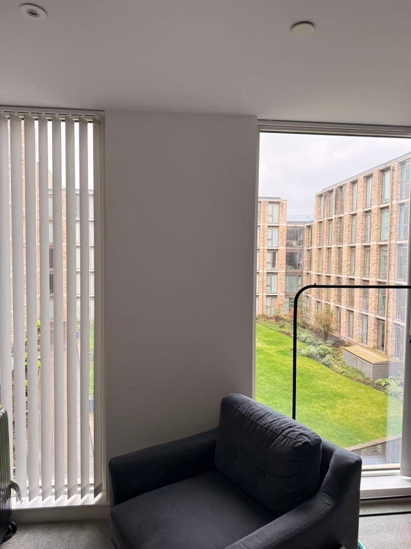 Room Boundary Lane in Manchester