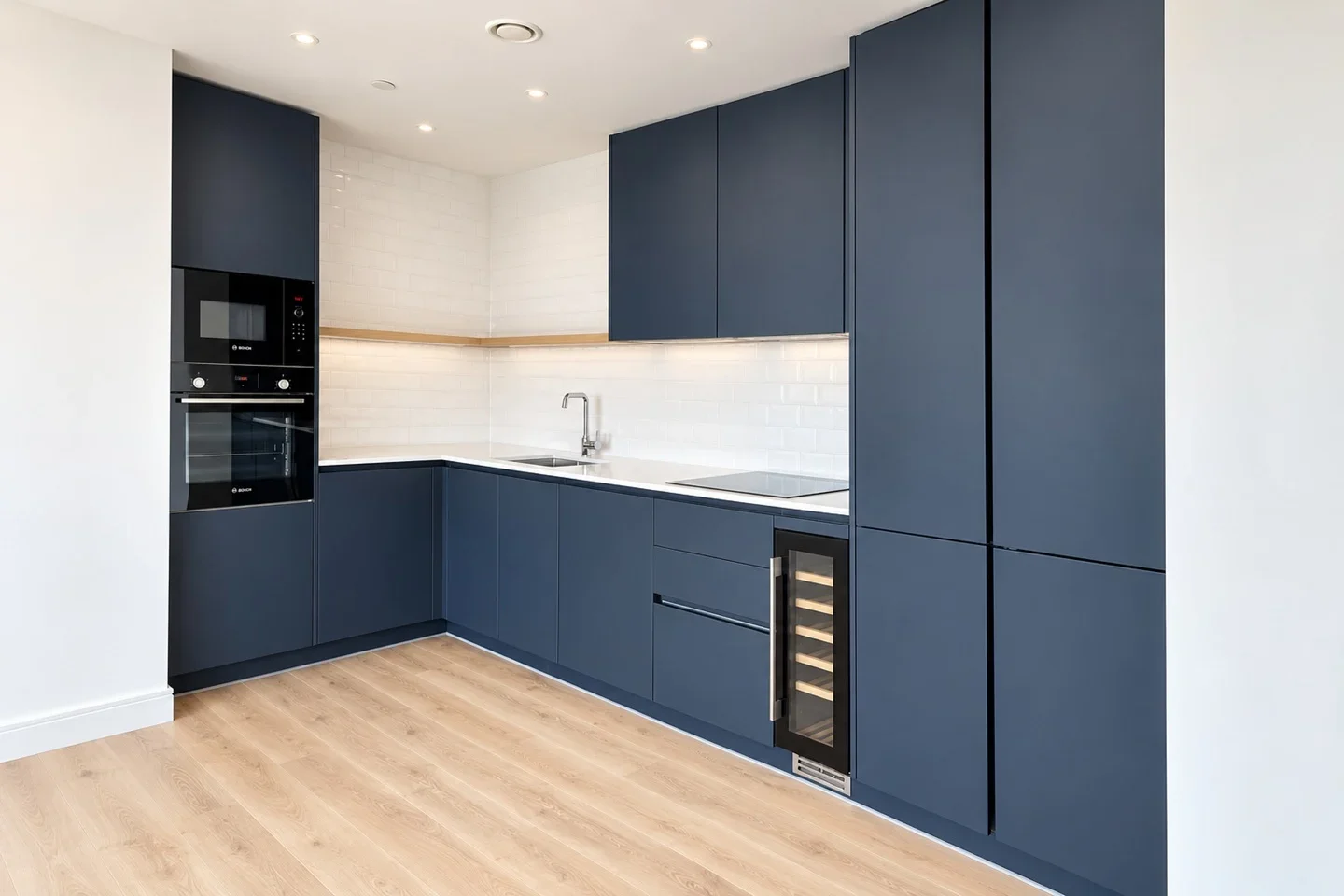 Flat Beresford Avenue in Greater London