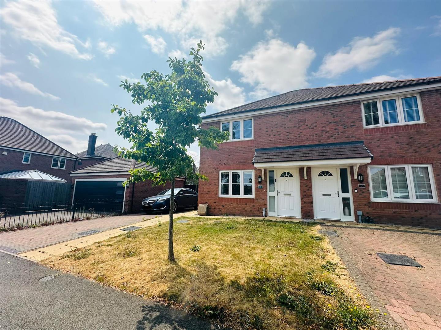 House Maize Way in Nuneaton and Bedworth