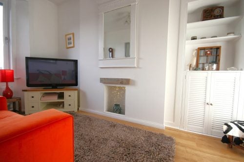 Flat Eastfield Place in City of Edinburgh