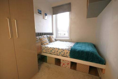 Flat Eastfield Place in City of Edinburgh