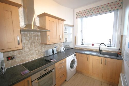 Flat Eastfield Place in City of Edinburgh