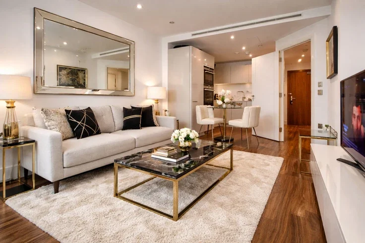 Flat St. Botolph Row in City of London