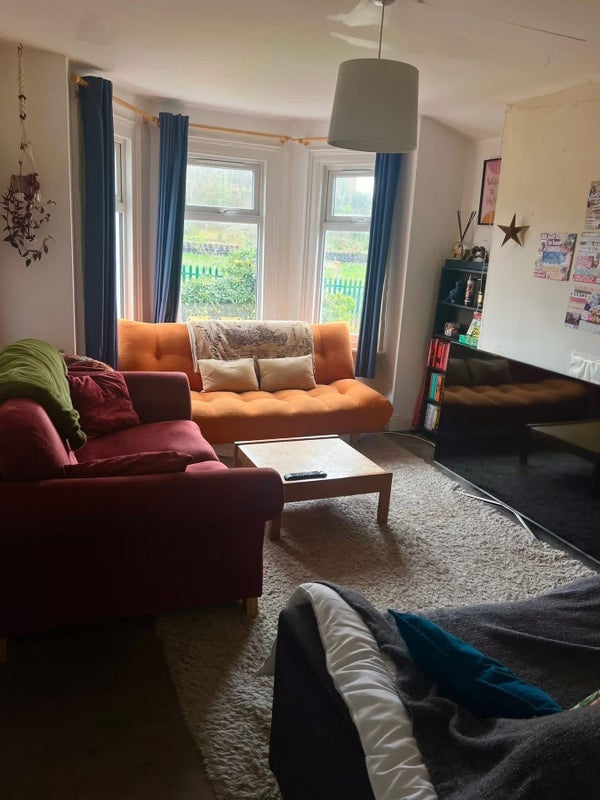 Room Wightman Road in Greater London