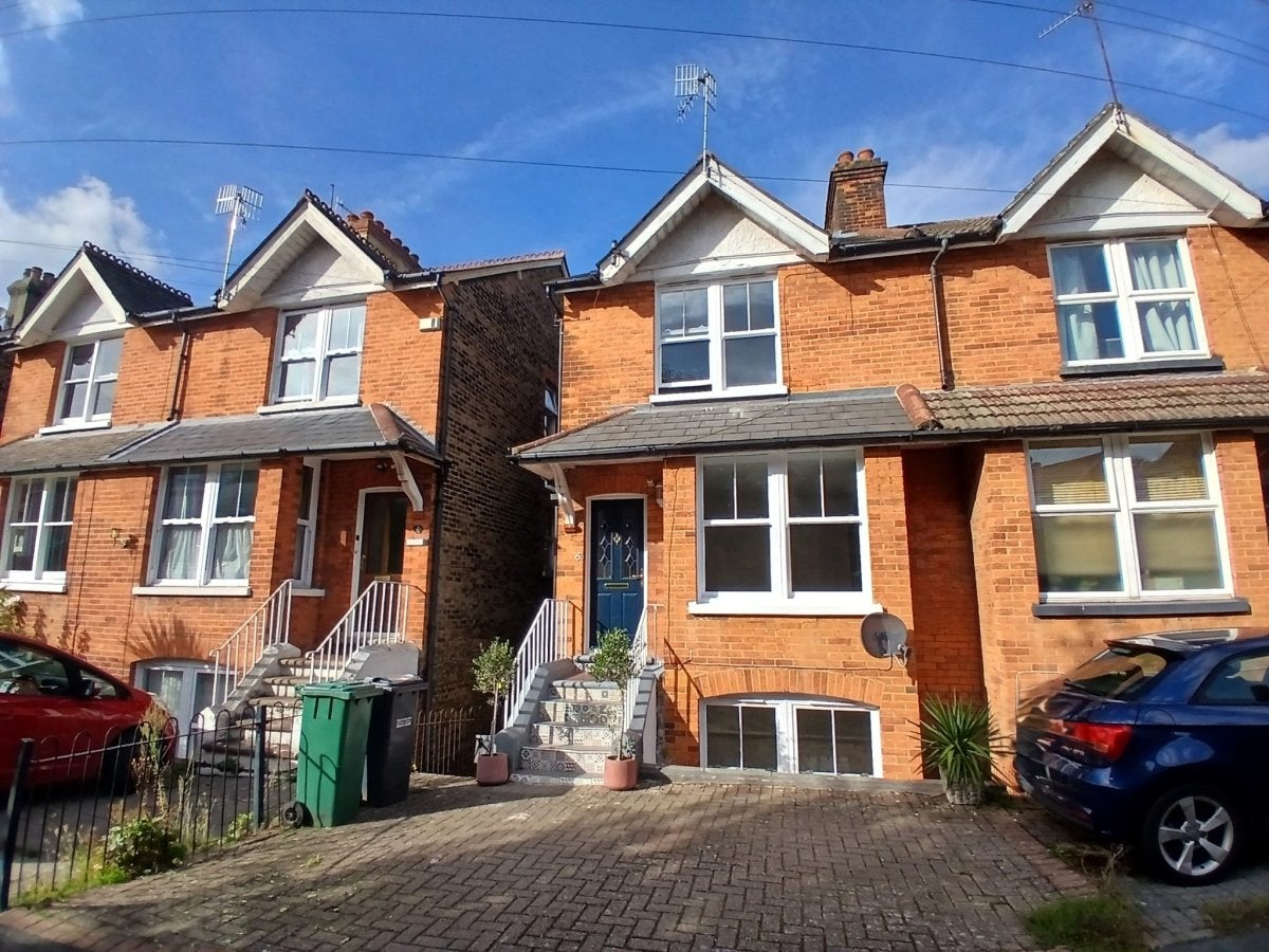 House Oakdene Road in Reigate and Banstead