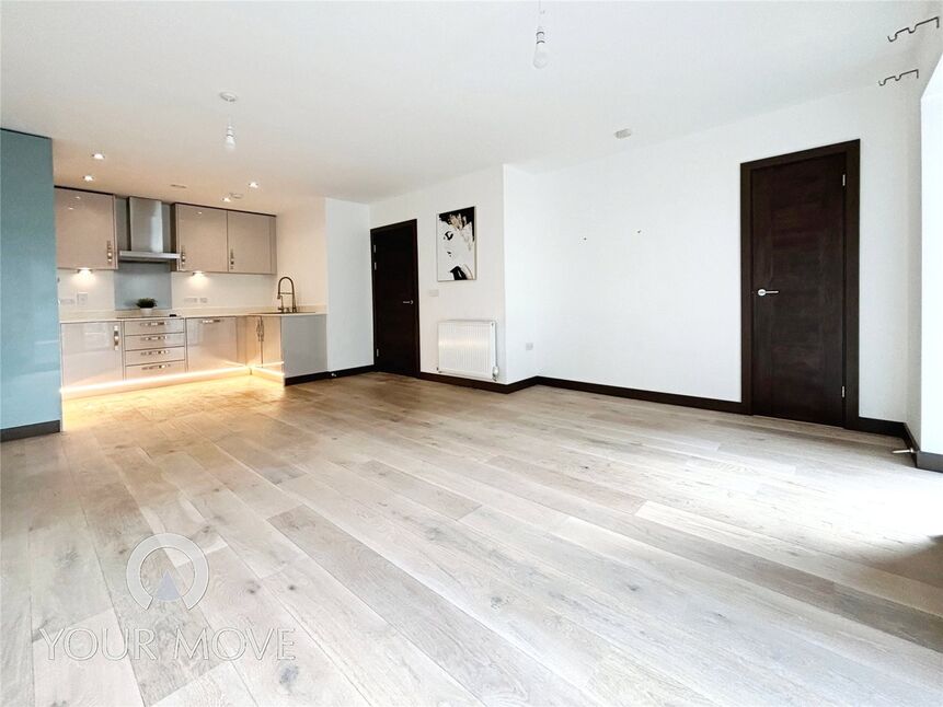 Flat James Smith Court in Dartford