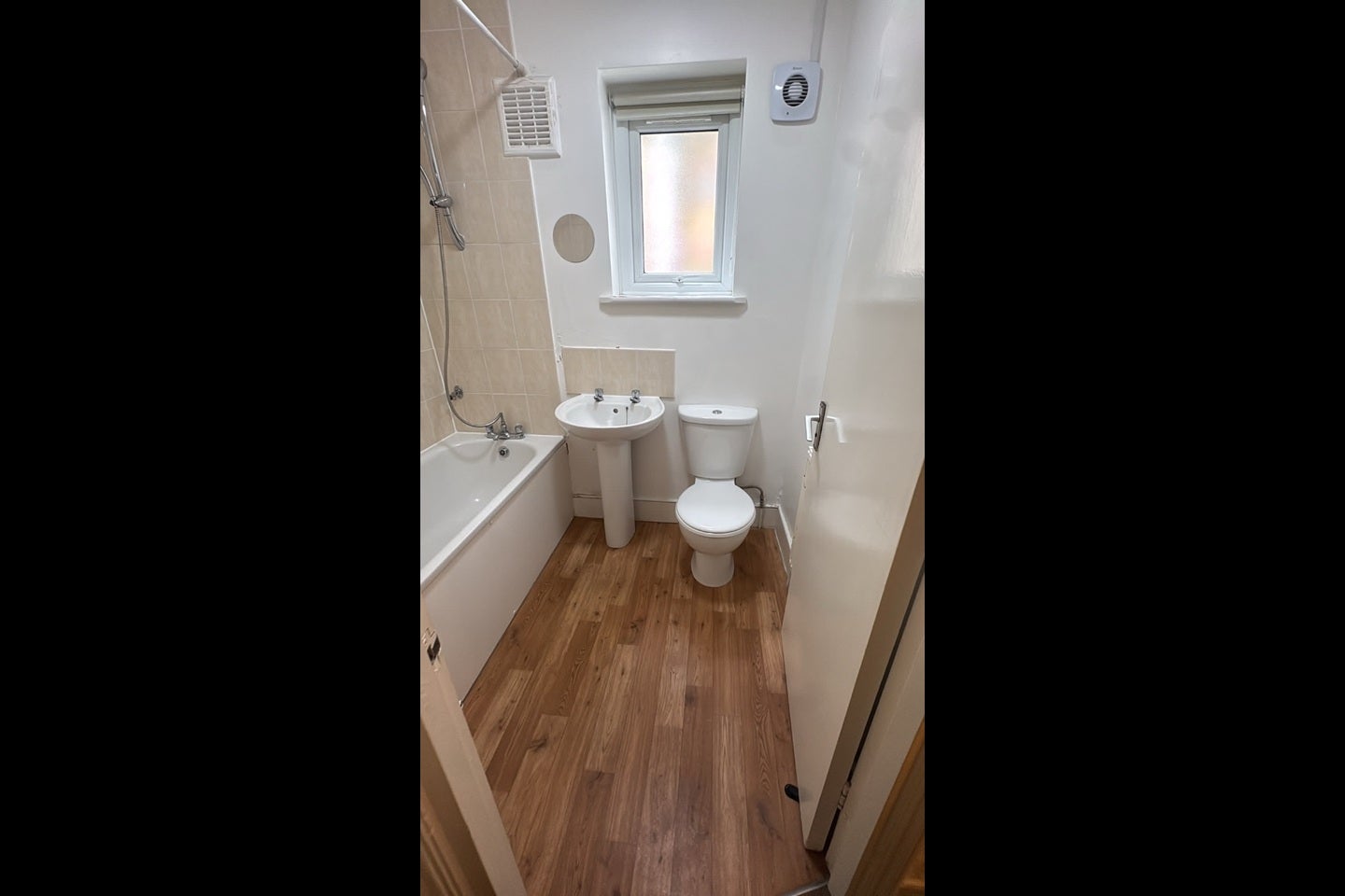 Flat Ranelagh Road in Greater London
