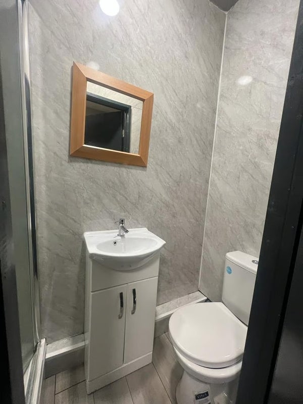 Room Hazel Way in Hinckley and Bosworth