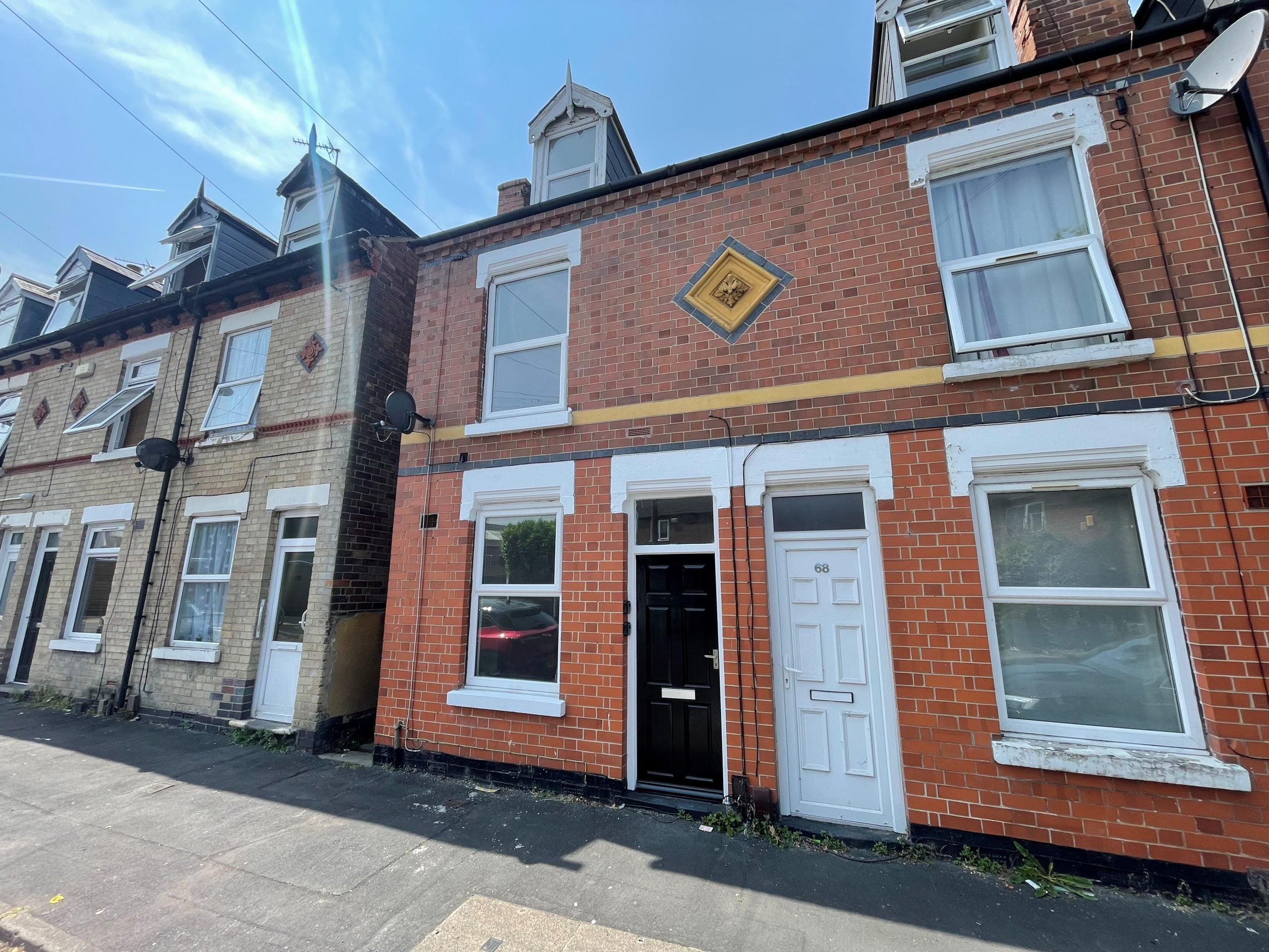 House Lamcote Grove in Nottingham