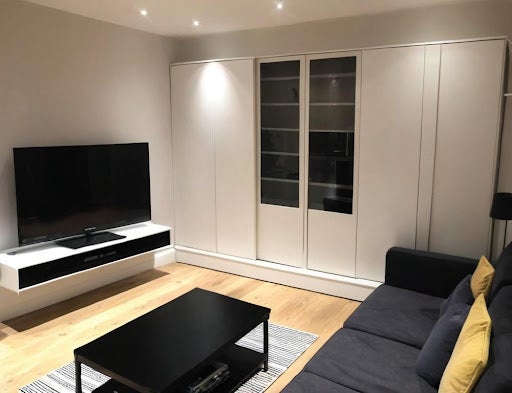 Flat Gough Square in City of London