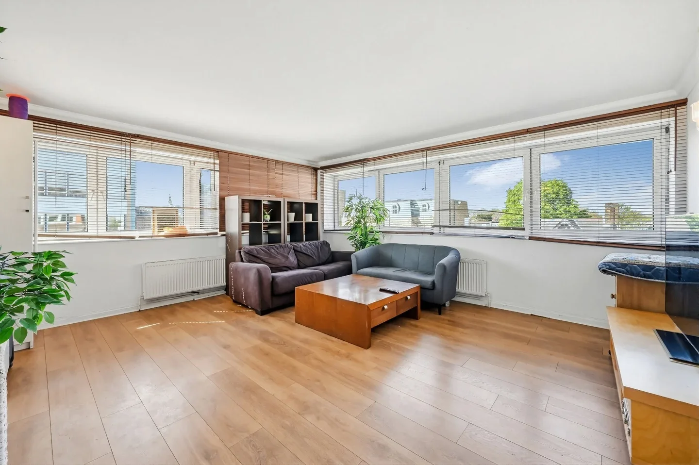 Flat Southey Road in Greater London