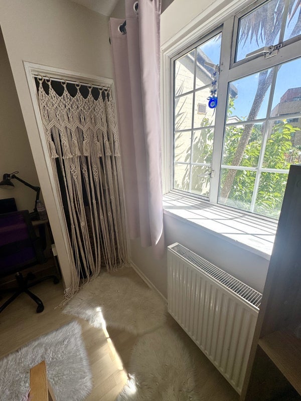 Room Horndean Close in Greater London