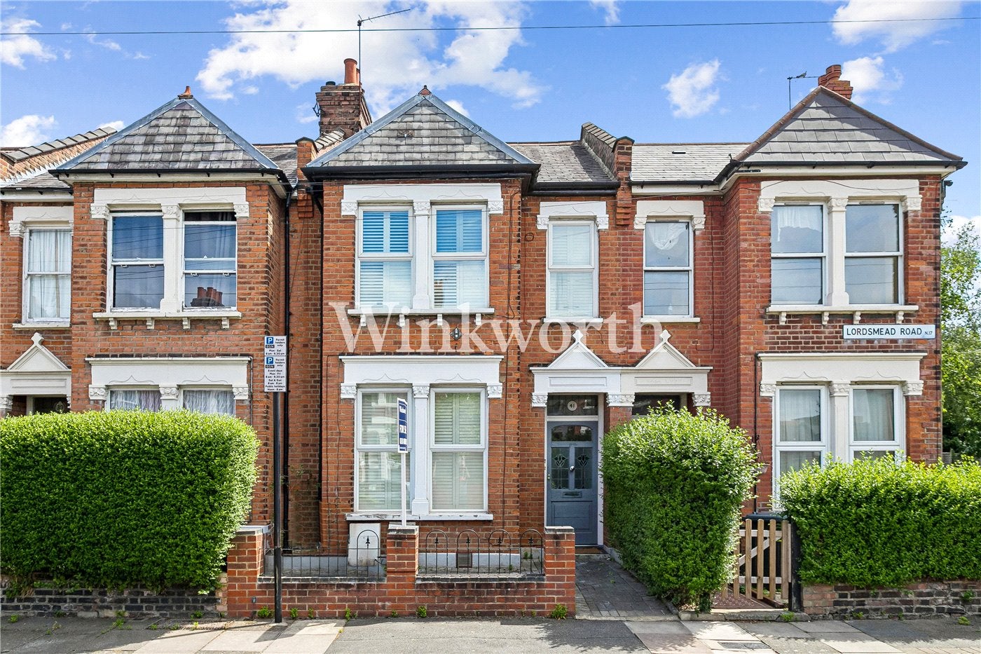 Flat Linley Road in Greater London