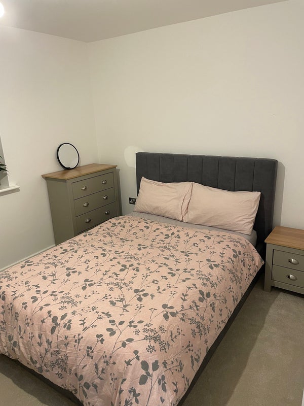 Room Beatrice Wignall Street in Tameside