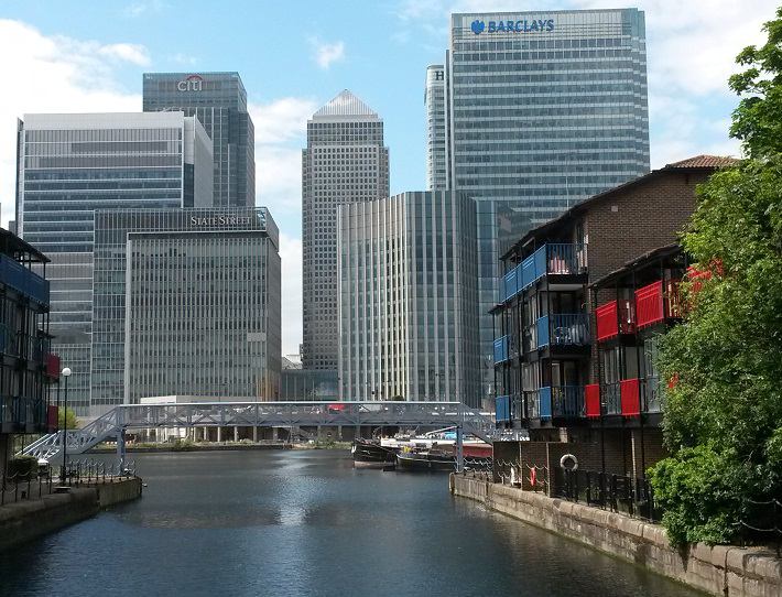 Flat Bridge House Quay in Greater London
