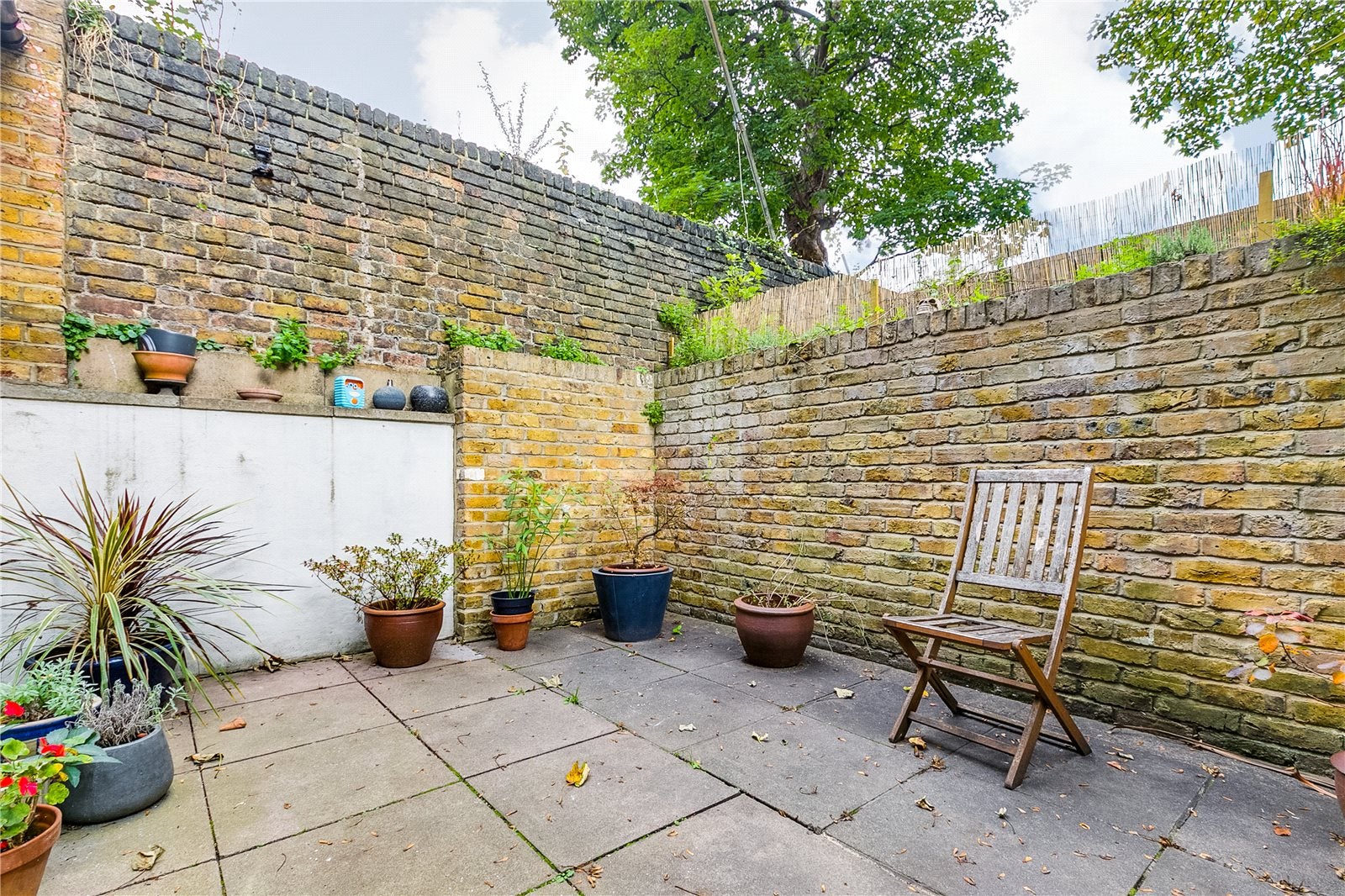 House Hammersmith Grove in Greater London