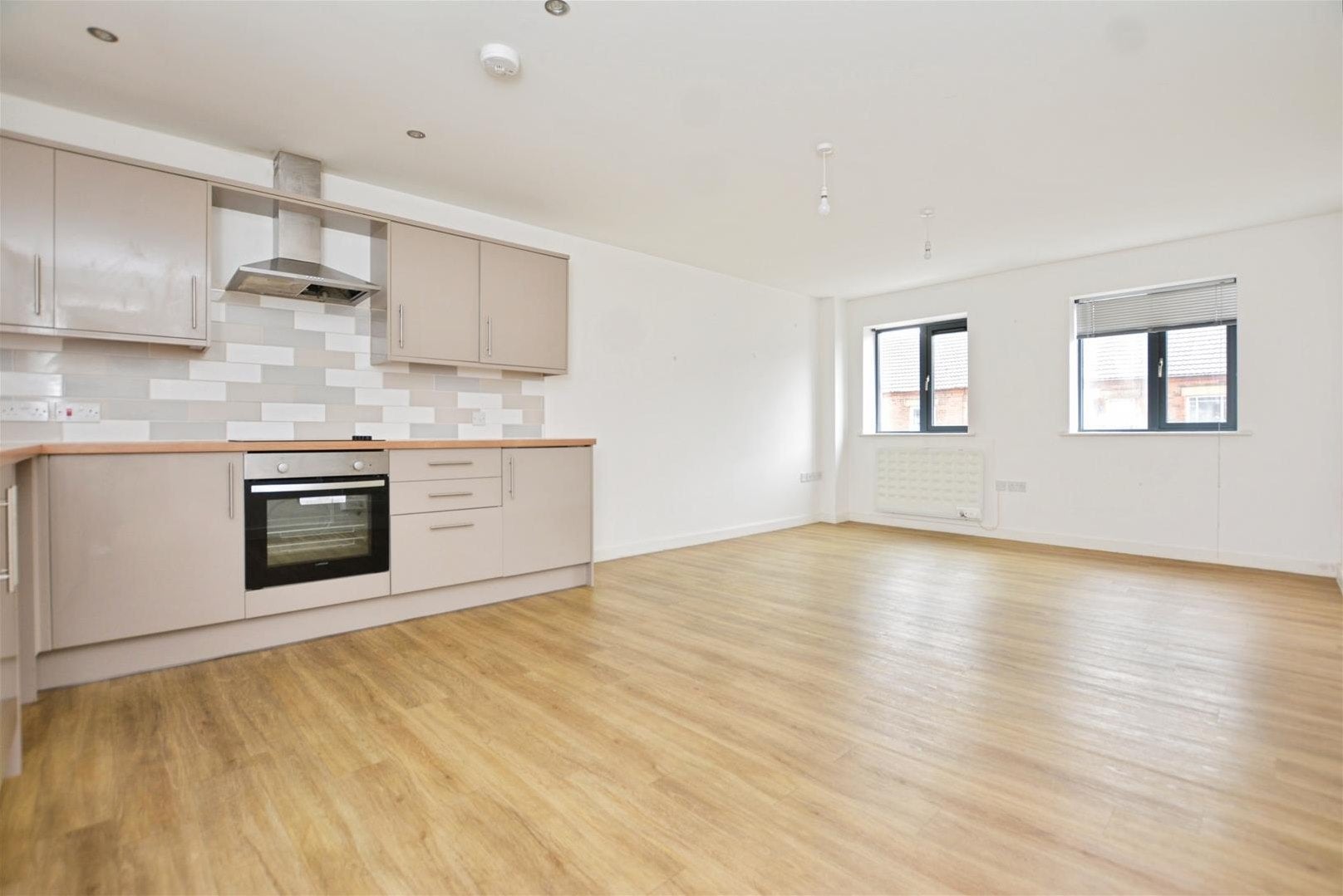 Flat Oswald Road in Scunthorpe
