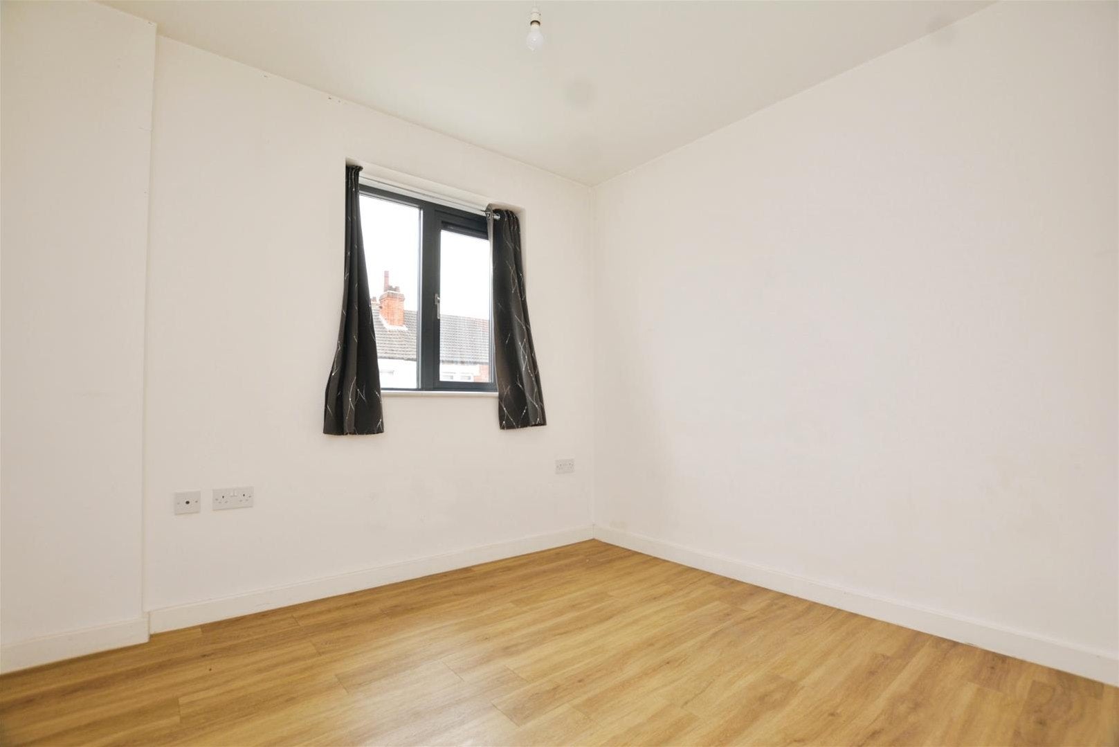 Flat Oswald Road in Scunthorpe