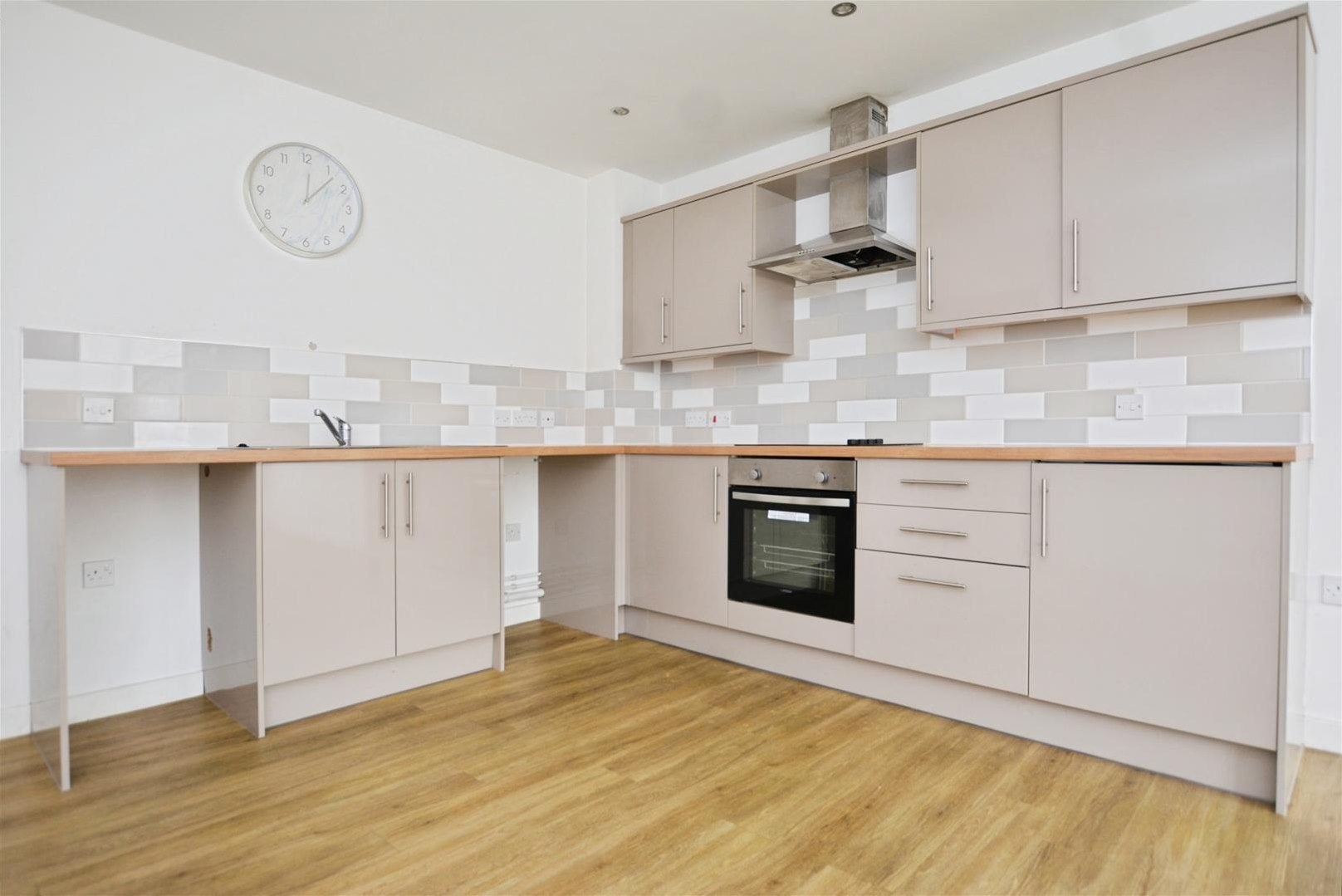 Flat Oswald Road in Scunthorpe