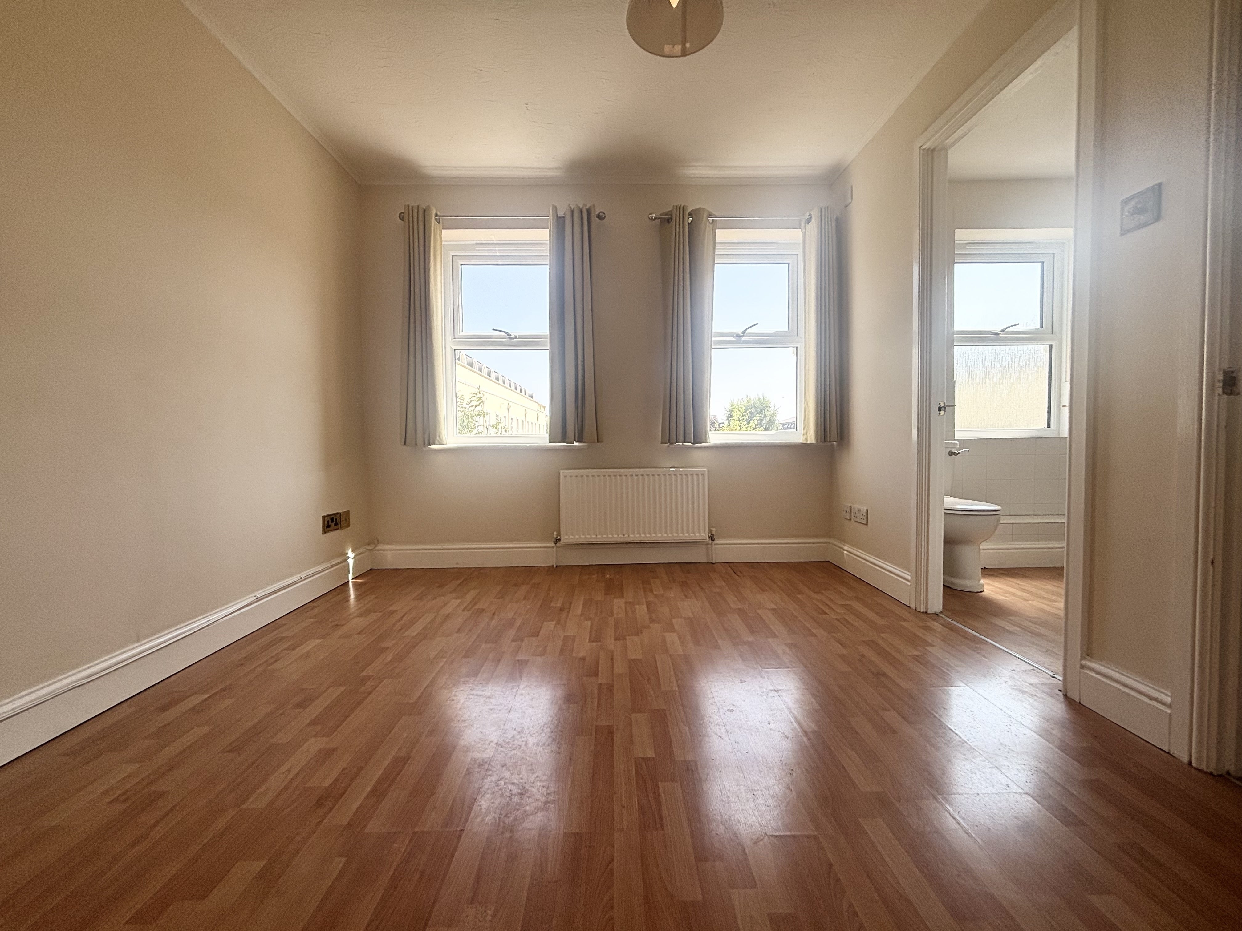House Westwood Walk in Aylesbury