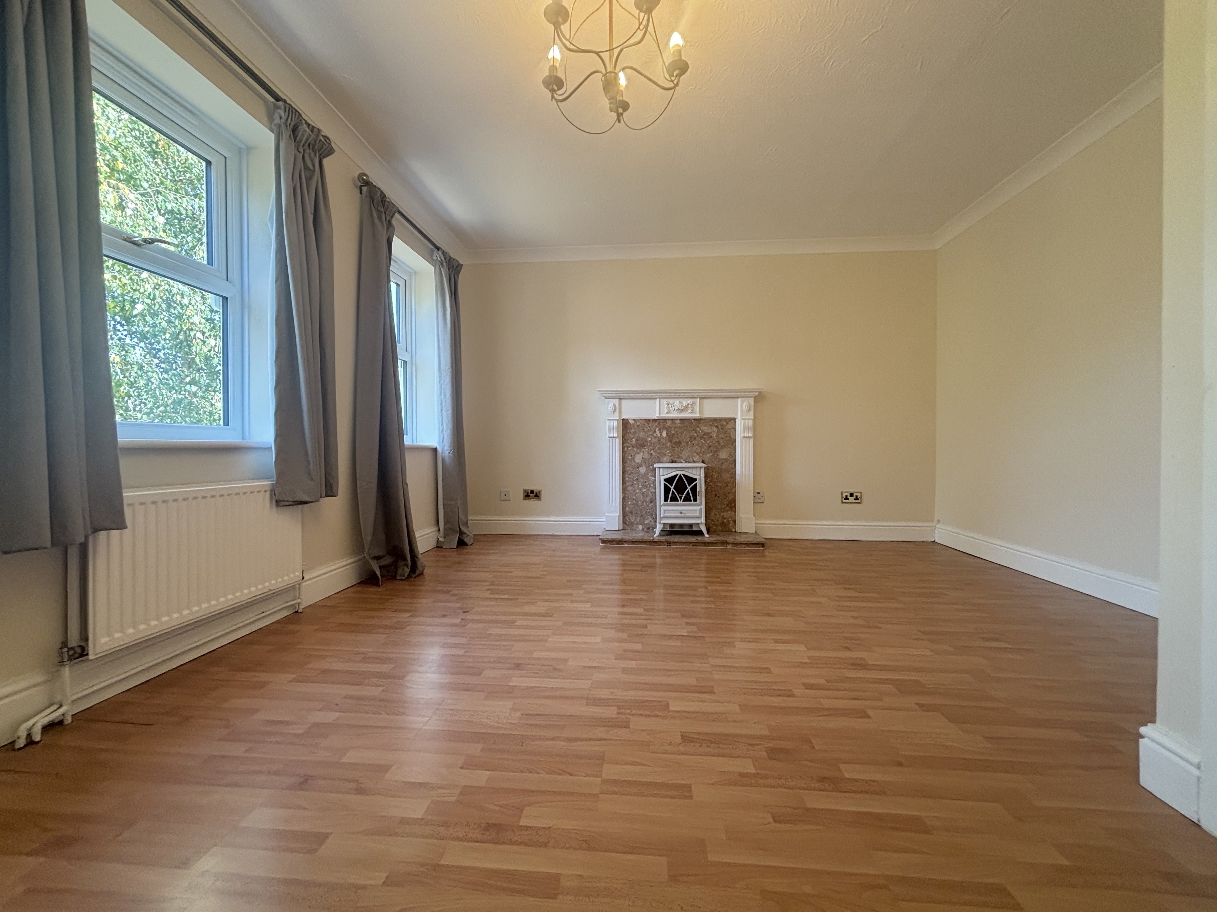 House Westwood Walk in Aylesbury