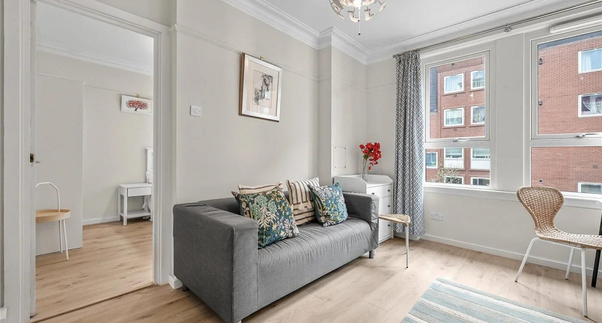 Flat Charing Cross Road in City of Westminster