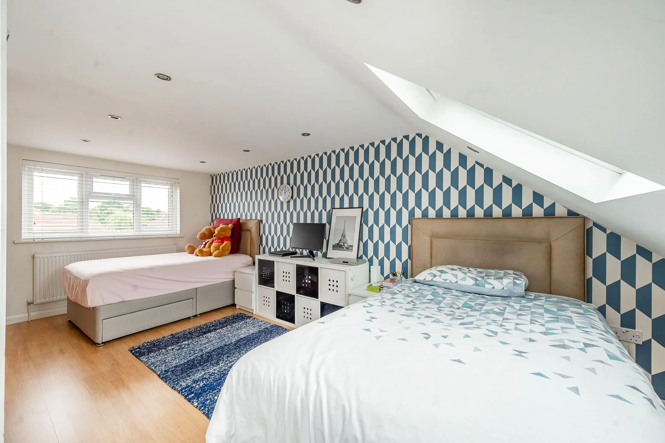 House Sandhurst Road in Greater London
