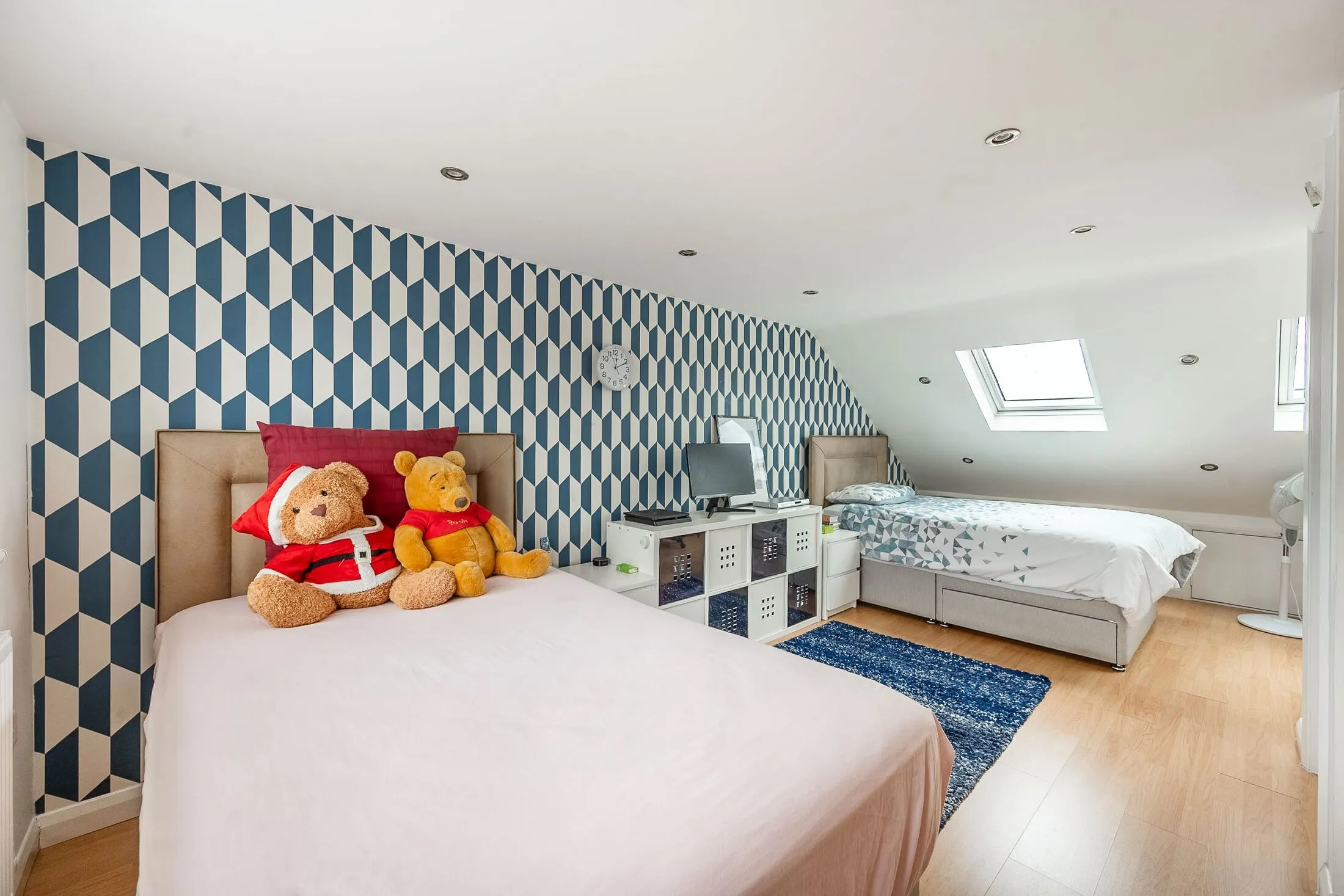 House Sandhurst Road in Greater London